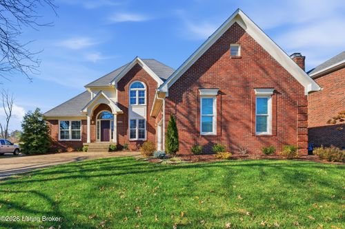 10215 Glenmary Farm Dr, Louisville, KY, 40291-4035 | Card Image