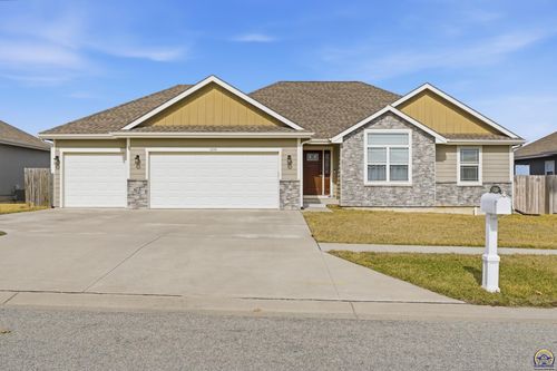 3334 43rd St, Topeka, KS, 66610-1710 | Card Image