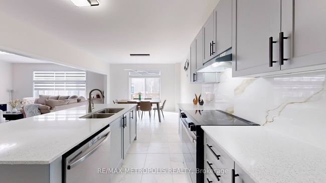 1315 Davis Loop, House other with 5 bedrooms, 4 bathrooms and 4 parking in Lefroy ON | Image 15