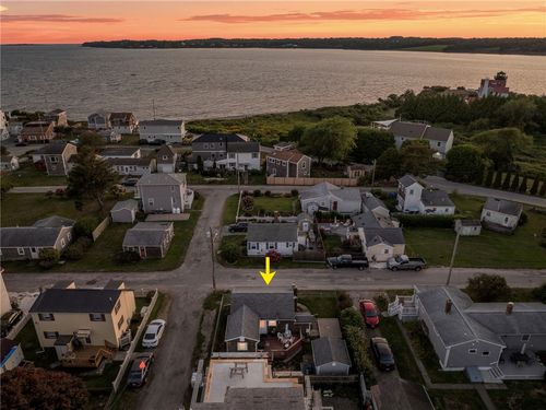 30 Ronnie St, Tiverton, RI, 02878-5012 | Card Image