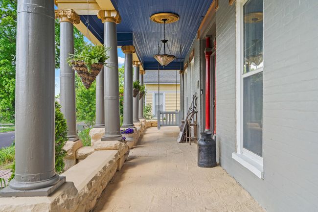 711 E Morgan St, House other with 6 bedrooms, 3 bathrooms and null parking in Boonville MO | Image 7