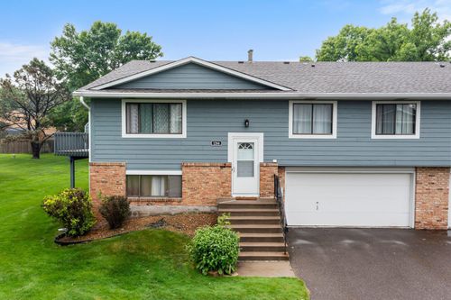 1264 Ferndale St N, Maplewood, MN, 55119-3141 | Card Image