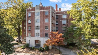 406 - 301 W 10th Street, Condo with 2 bedrooms, 1 bathrooms and null parking in Charlotte NC | Image 1