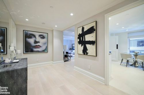 8d-502 Park Avenue, New York City, NY, 10022 | Card Image