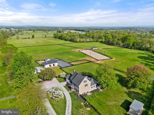19798 Foggy Bottom Rd, BLUEMONT, VA, 20135-2124 | Card Image