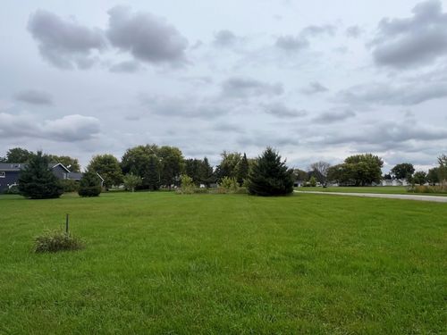 621 6th St, West Concord, MN, 55985 | Card Image