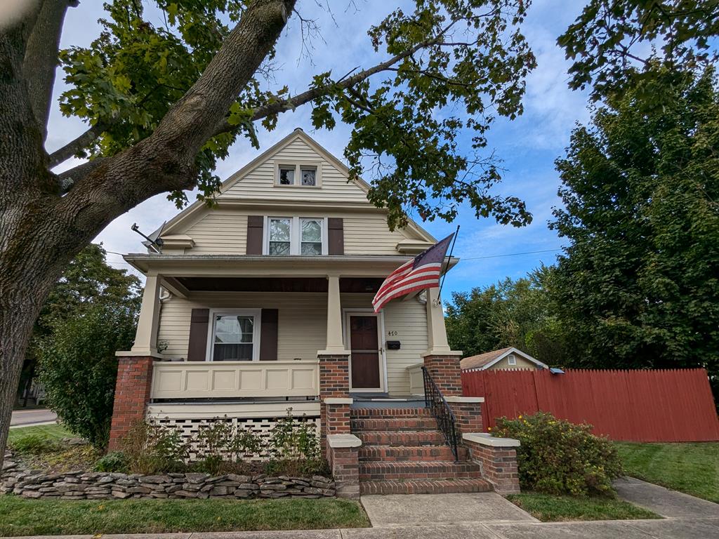 6th St, Elmira, NY 14901