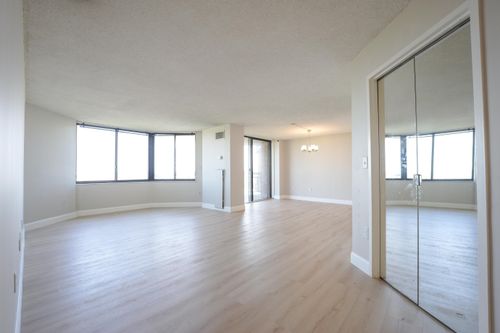 1021-1021 Harmon Cove Tower, Secaucus, NJ, 07094-1737 | Card Image