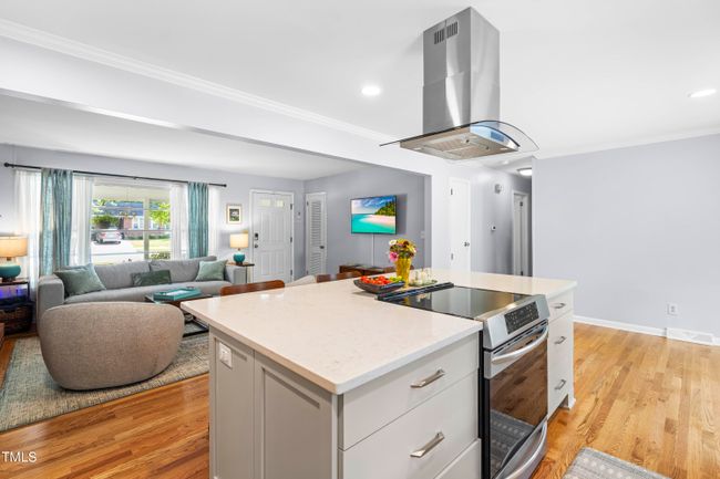 Dining Area | Image 9