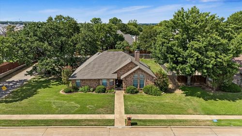1300 Oak Harbor Blvd, Azle, TX, 76020-4916 | Card Image