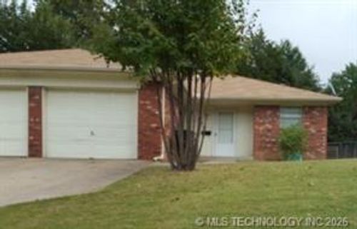 821 N Brown Street, Sapulpa, OK, 74066 | Card Image