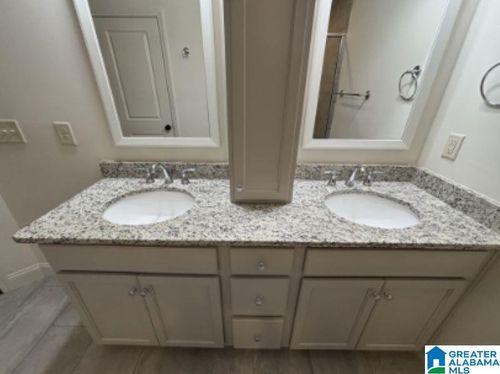 4147 Lennox Way, Vestavia Hills, AL, 35216-4546 | Card Image