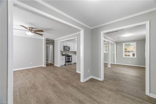 3856 Peterson St, Norfolk, VA, 23513-4254 | Card Image