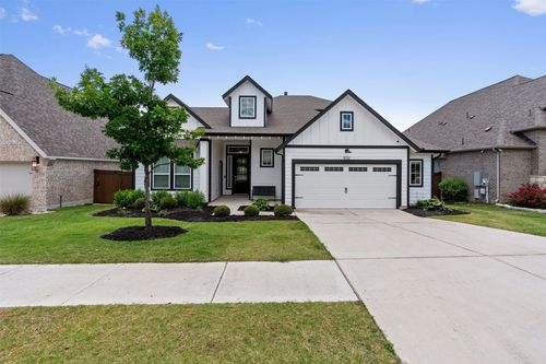 920 Hornsby Holw, Leander, TX, 78641-4346 | Card Image