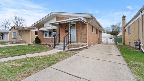 3953 Gertrude St, Dearborn Heights, MI, 48125-2813 | Card Image