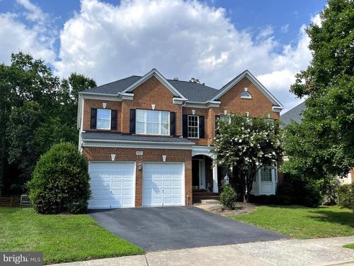 25670 S Village Dr, CHANTILLY, VA, 20152-6337 | Card Image