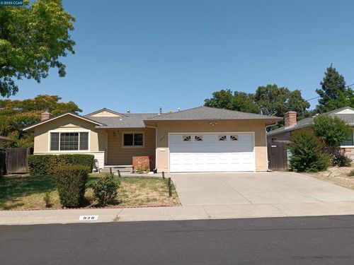 928 Sassel Ave, Concord, CA, 94518-2525 | Card Image