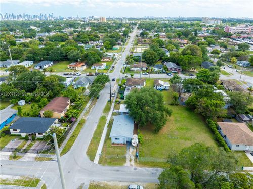 2406 Nw 67th St, Miami, FL, 33147-7258 | Card Image