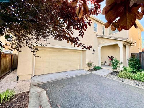307 Birmingham Ct, Fairfield, CA, 94534 | Card Image