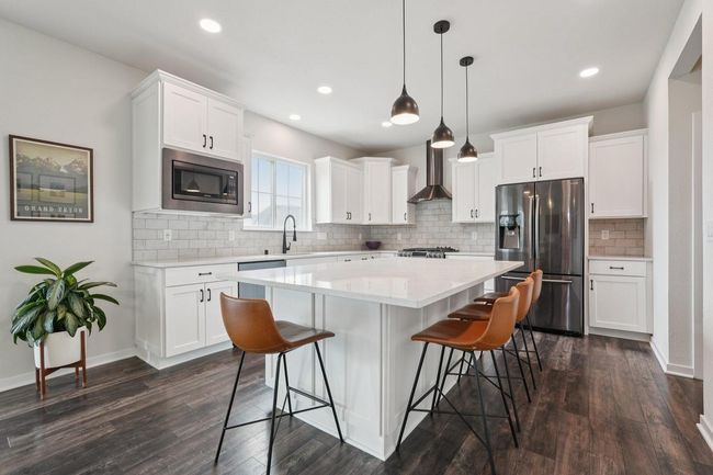 8975 W Eagle Court, House other with 5 bedrooms, 3 bathrooms and null parking in Mequon WI | Image 18