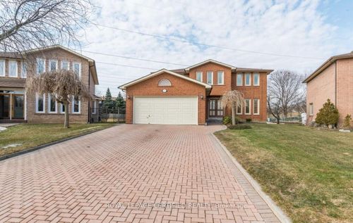 4261 Capilano Crt, Mississauga, ON, L4W4H9 | Card Image