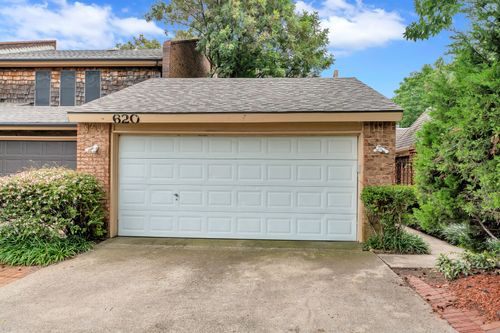 620 Carriage Way, Duncanville, TX, 75137-2069 | Card Image