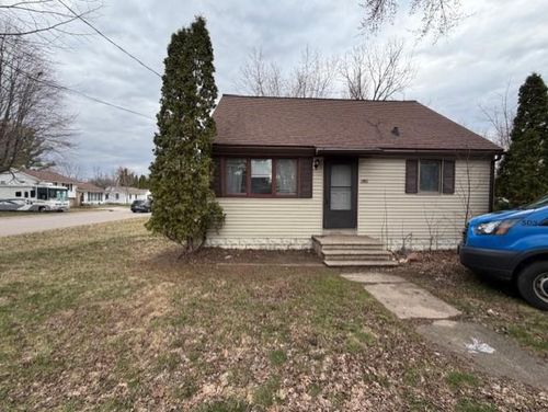 1740 Russell Street, WISCONSIN RAPIDS, WI, 54495 | Card Image