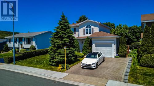 16 Conran St, St. John's, NL, A1E5G7 | Card Image