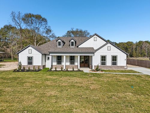 700 Barton Place Dr, Cleveland, TX, 77327-9716 | Card Image