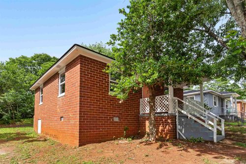 5 Yellowstone Dr, Greenville, SC, 29617-2840 | Card Image