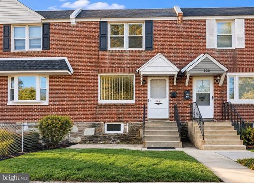 822 4th Ave, BRISTOL, PA, 19007-3224 | Card Image