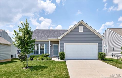 212 Barrington Ridge Ln, Wentzville, MO, 63385-8863 | Card Image