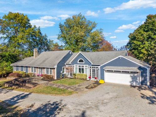 623 Montgomery Rd, HILLSBOROUGH, NJ, 08844-1302 | Card Image