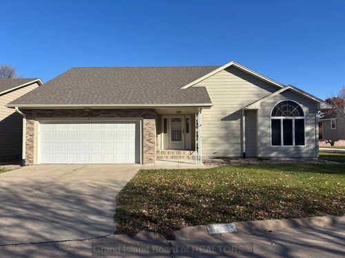 3 Via Trivoli, Grand Island, NE, 68803-1837 | Card Image