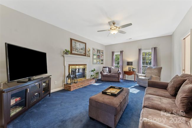 928 Sunnyview Cir, House other with 4 bedrooms, 4 bathrooms and null parking in Matthews NC | Image 9