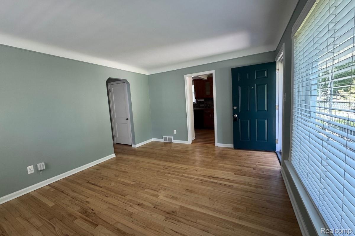 Residential Lease in Royal Oak 5