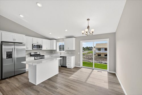 1008 Brandenburg Cir, Waverly, MN, 55390-7532 | Card Image