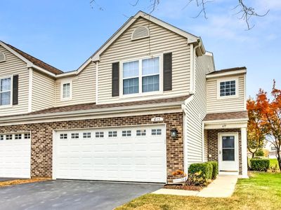 615 Winchester Lane, Townhouse with 2 bedrooms, 2 bathrooms and 2 parking in Lake Villa IL | Image 1