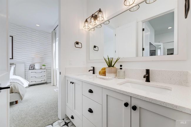 144 S Gresham Way, House other with 3 bedrooms, 3 bathrooms and 4 parking in Eagle ID | Image 21