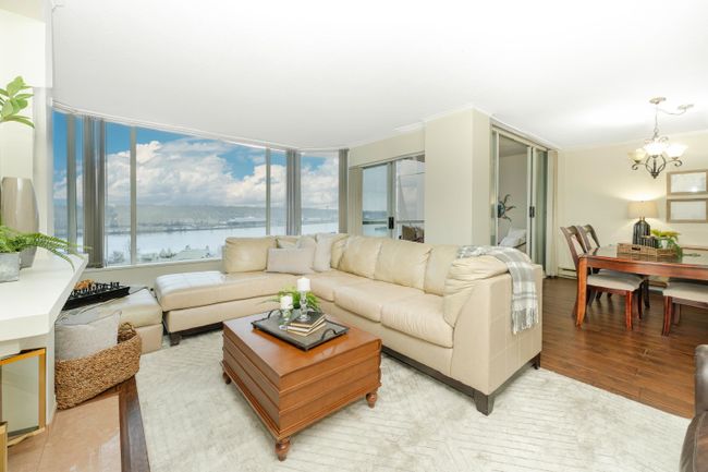 1101 - 1065 Quayside Drive, Condo with 3 bedrooms, 2 bathrooms and 1 parking in New Westminster BC | Image 19