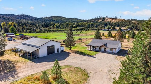 28 Happys Ln, Priest River, ID, 83856-9450 | Card Image