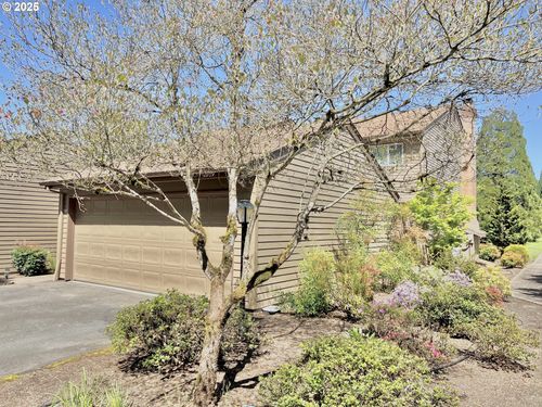 1235 Nw Michelbook Ln, McMinnville, OR, 97128-2820 | Card Image