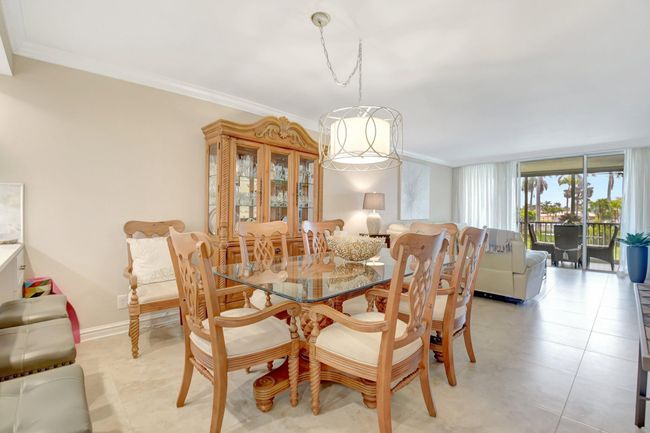 APT-214B - 3224 S Ocean Blvd, Condo with 2 bedrooms, 2 bathrooms and null parking in Highland Beach FL | Image 9