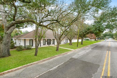 308 S Jefferson Ave, Port Allen, LA, 70767 | Card Image