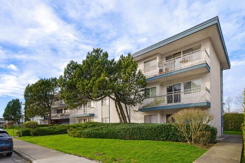 325-17707 57a Ave, Surrey, BC, V3S1J2 | Card Image