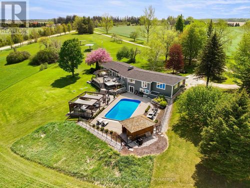 5902 Sideroad 6 N, Guelph, ON, N1H6J2 | Card Image