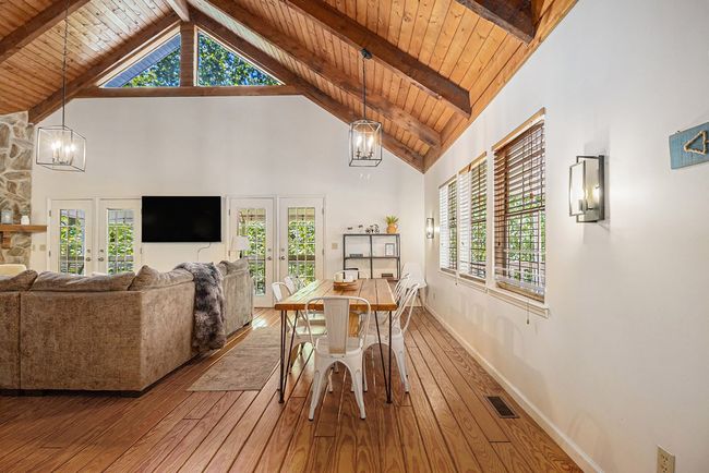 147 Hester Gap Rd, Home with 4 bedrooms, 4 bathrooms and null parking in Cleveland GA | Image 7
