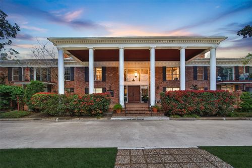 apt-45-2822 Briarhurst Dr, Houston, TX, 77057-5324 | Card Image
