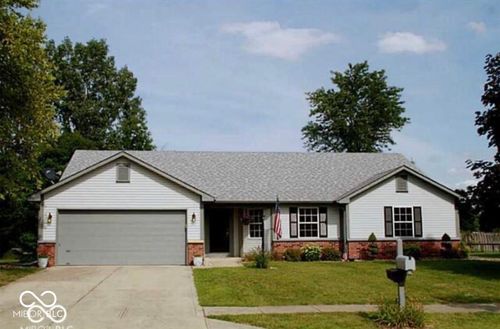 5578 Pine Knoll Blvd, Noblesville, IN, 46062-8405 | Card Image