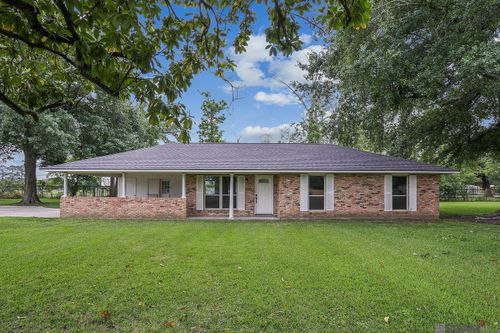 37037 John St, Geismar, LA, 70734-3030 | Card Image